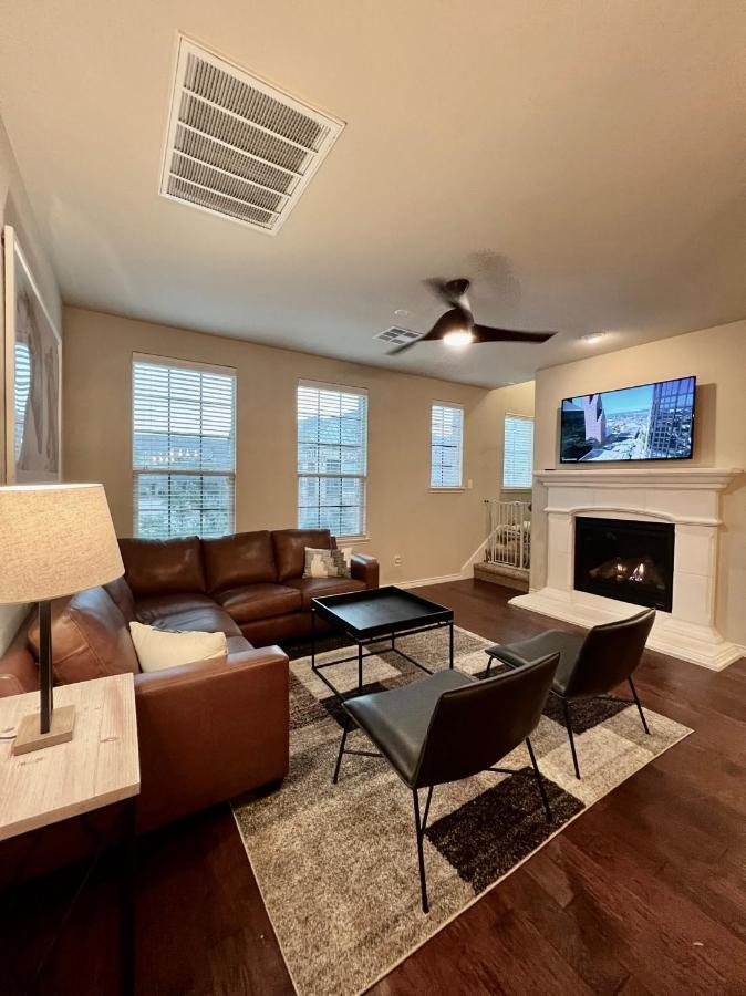 Willa Luxury Legacy West Townhouse Plano Zewnętrze zdjęcie
